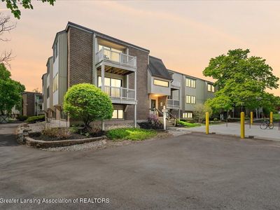 523 Bainbridge Dr APT 38