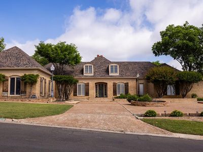 418 N Coronado Dr