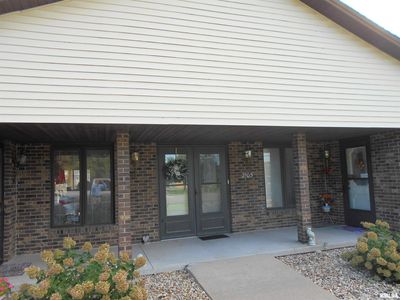 2105 Maple Ave