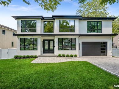 391 Burnet Place