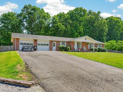 270 Brooke Elyse Ln