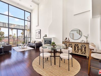 520 S Kingsley Dr #Penthouse 3