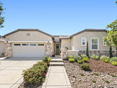 2206 Russell Cir