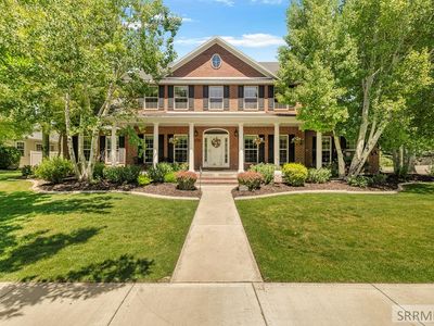 3510 Charleston Cir