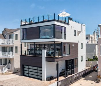 105 S 31st Ave