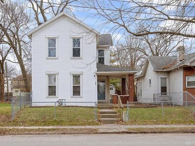 544 Troy St