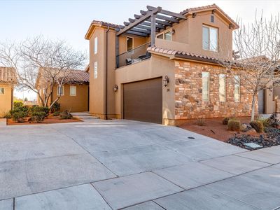 3800 Paradise Village Dr #74