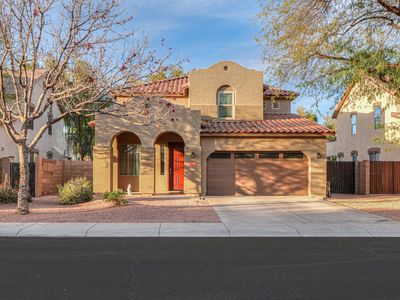 1538 E Nightingale Ln