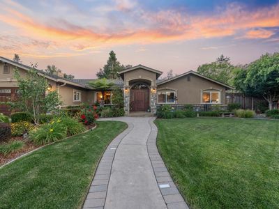 19094 Saratoga Glen Pl