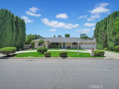 2221 S 4th Ave