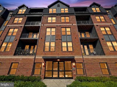 Property at 3927 Fair Ridge Dr APT 201, Fairfax, VA