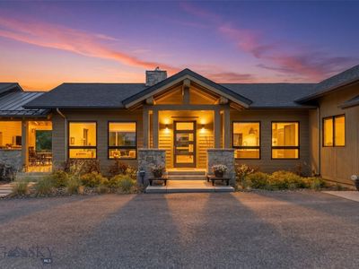 280 Hyalite View Dr