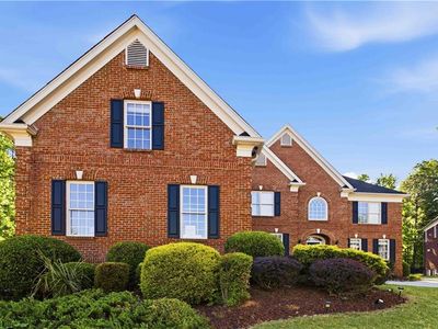 Property at 1121 Hiddenbrook Ln, Suwanee, GA