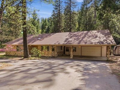 2121 Tanager Ln