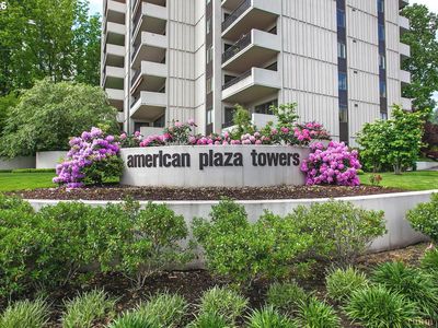 2211 SW 1st Ave Unit 206