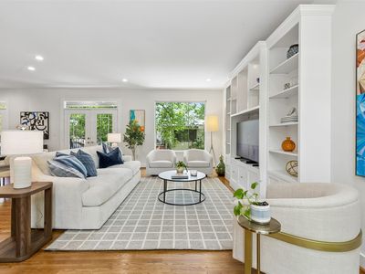 4241 Rawlins St APT 14