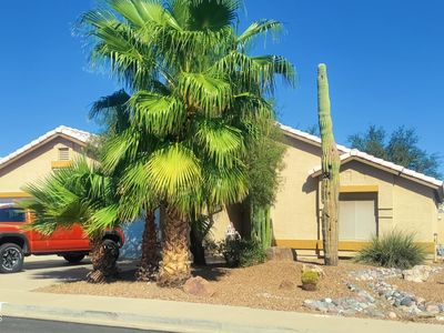 551 N Vista Del Sol --