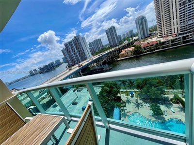 19390 Collins Ave APT 1405