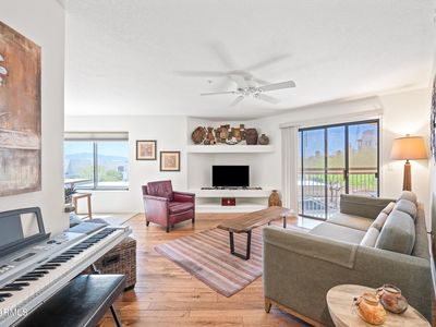 Property at 16631 E El Lago Blvd UNIT 212, Fountain Hills, AZ