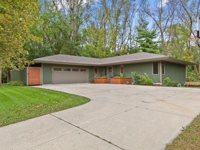 57 Fairway Pl