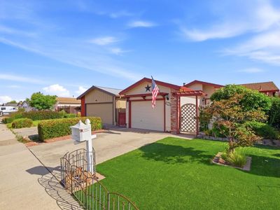 478 Vivienne Dr