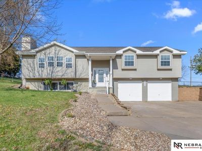 9500 Dawn Dr