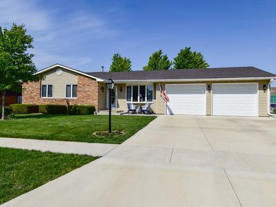 907 N Illini Ave