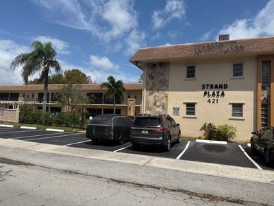 421 NE 1st St APT 219