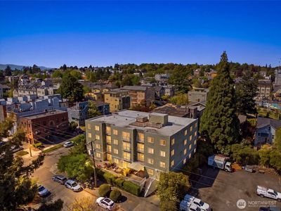800 N Allen Place #401