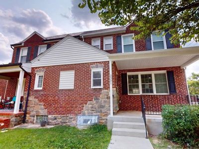 3301 Cedarhurst Rd