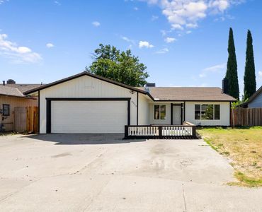 9213 Tam O Shanter Dr