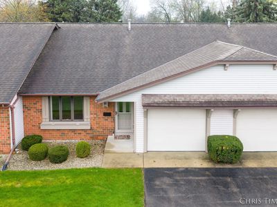 Property at 133 Parkside Dr, Zeeland, MI