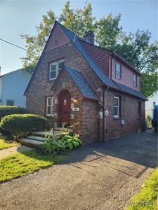1352 Garrett Ave