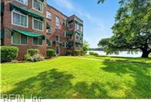 104 Willow Wood Dr APT C1