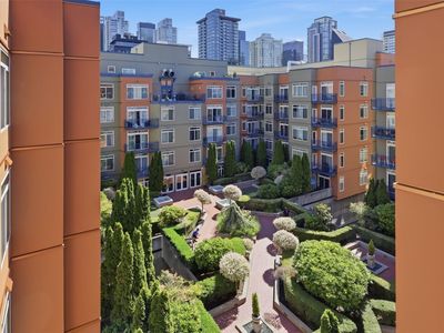 2414 1st Avenue #702