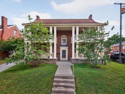 1515 Fontaine Rd