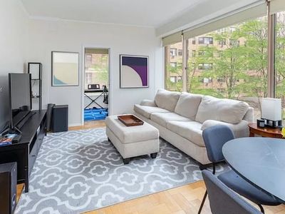 200 E 69th St APT 3P