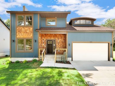Property at 1032 Arlington Ave, Grand Haven, MI