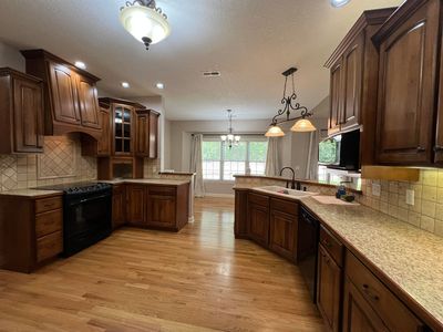 9162 County Road 9090