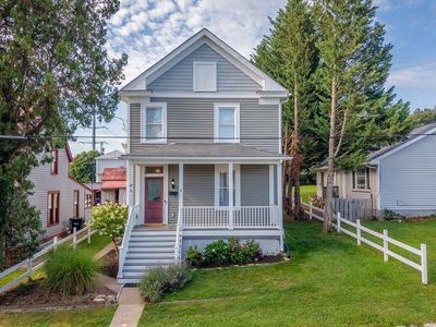 18 E Peabody St