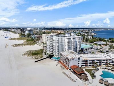 4950 Gulf Blvd APT 104