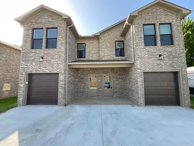 409 & 411 E Center St