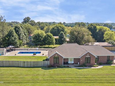 1012 E Milestone Ct