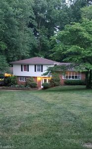2626 Village Trl