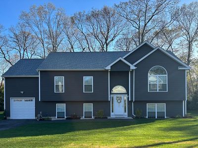 Property at 77 Maple Wood Ln, Riverhead, NY
