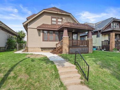 3783 North 9th STREET