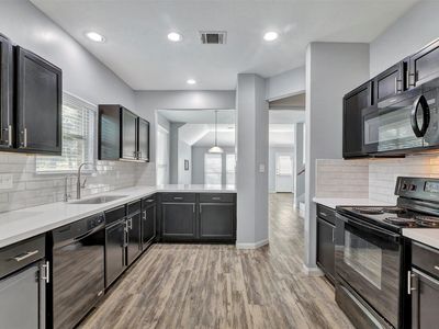 3807 Springcrest