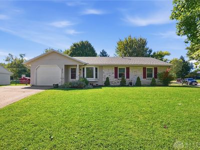 1817 Marinette Dr