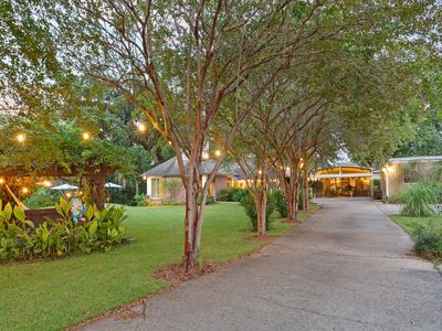 128 Oak Dr