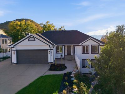 3936 Huntington Cir